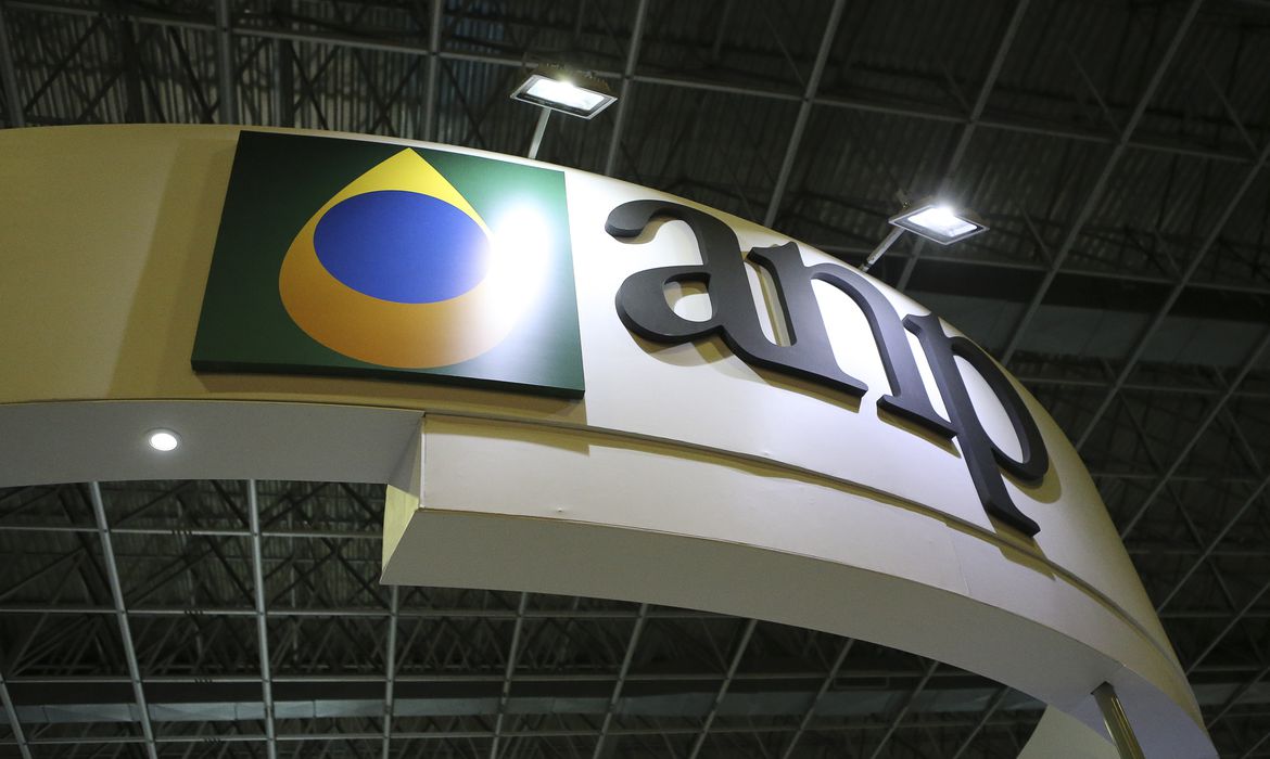 ANP aprova resolução que adequa normas de qualidade para a venda direta de etanol