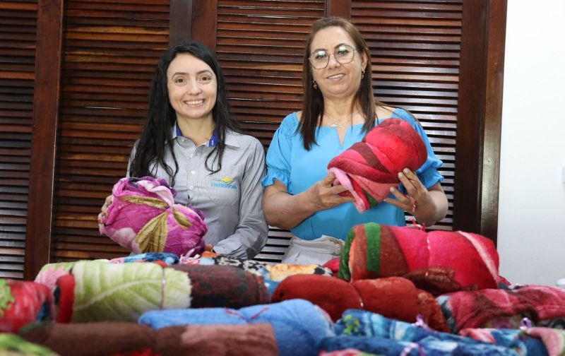 Enersugar doa cobertores ao Fundo Social de Solidariedade de Ibirarema