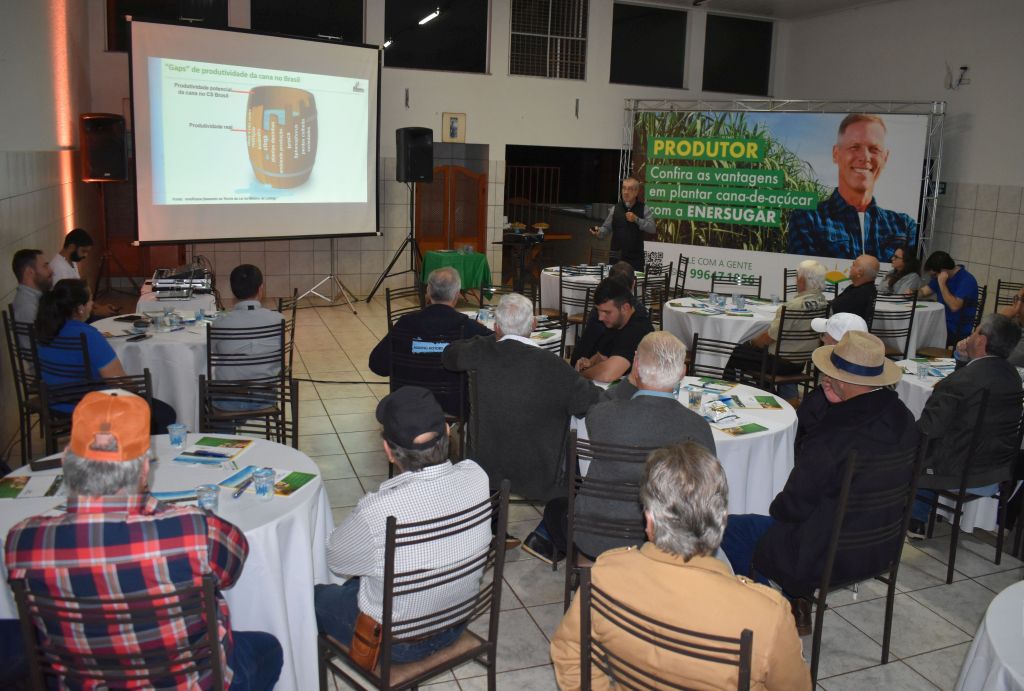 Enersugar reúne agricultores em palestra sobre doenças e pragas da cana-de-açúcar